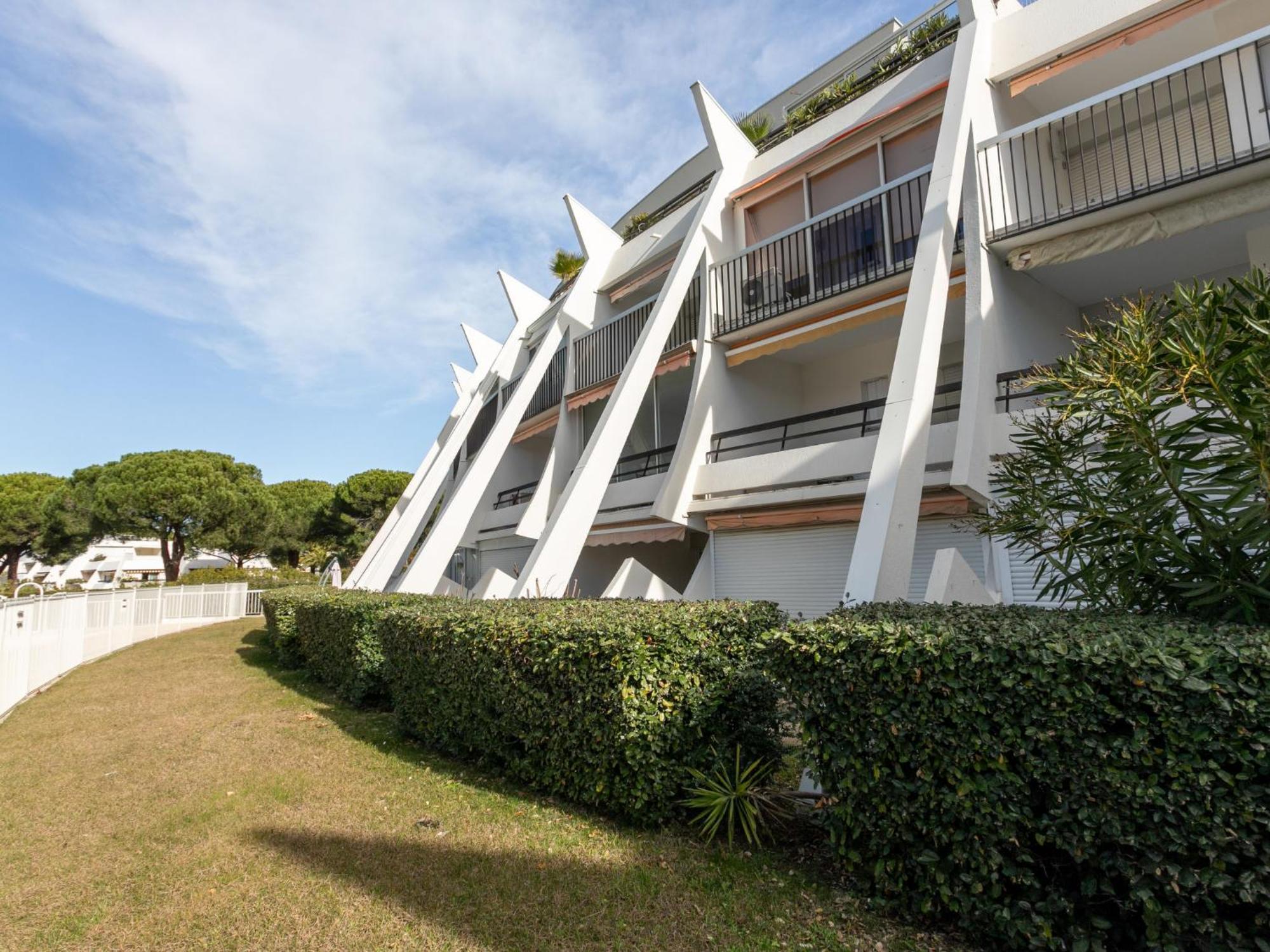 Apartment Les Flamants Roses-8 By Interhome Λα Γκραντ-Μοτ Εξωτερικό φωτογραφία